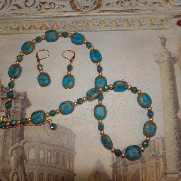 Czech glass necklace/earring set in Mediterranean blue with Picasso matte finish - Picture 7 of 9